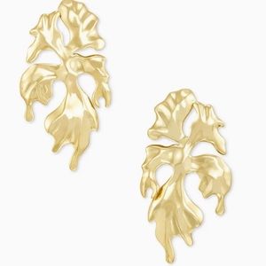 Kendra Scott Savannah Statement Earrings